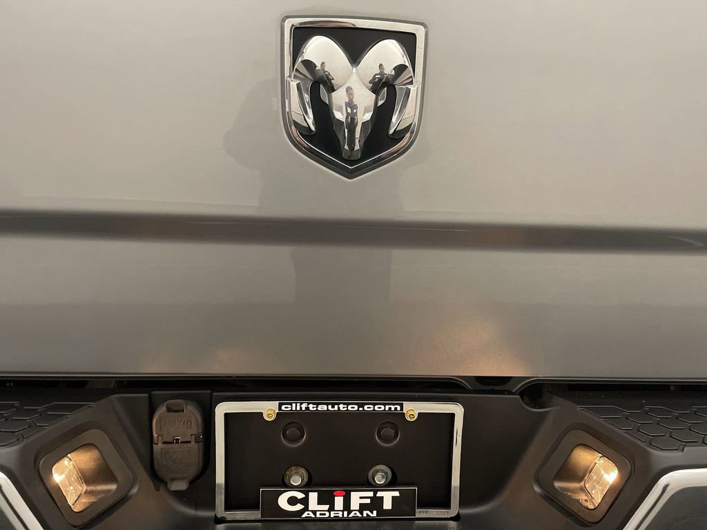 Used 2021 RAM 1500 Tradesman w/ Tradesman SXT Package AWD/4WD image 23
