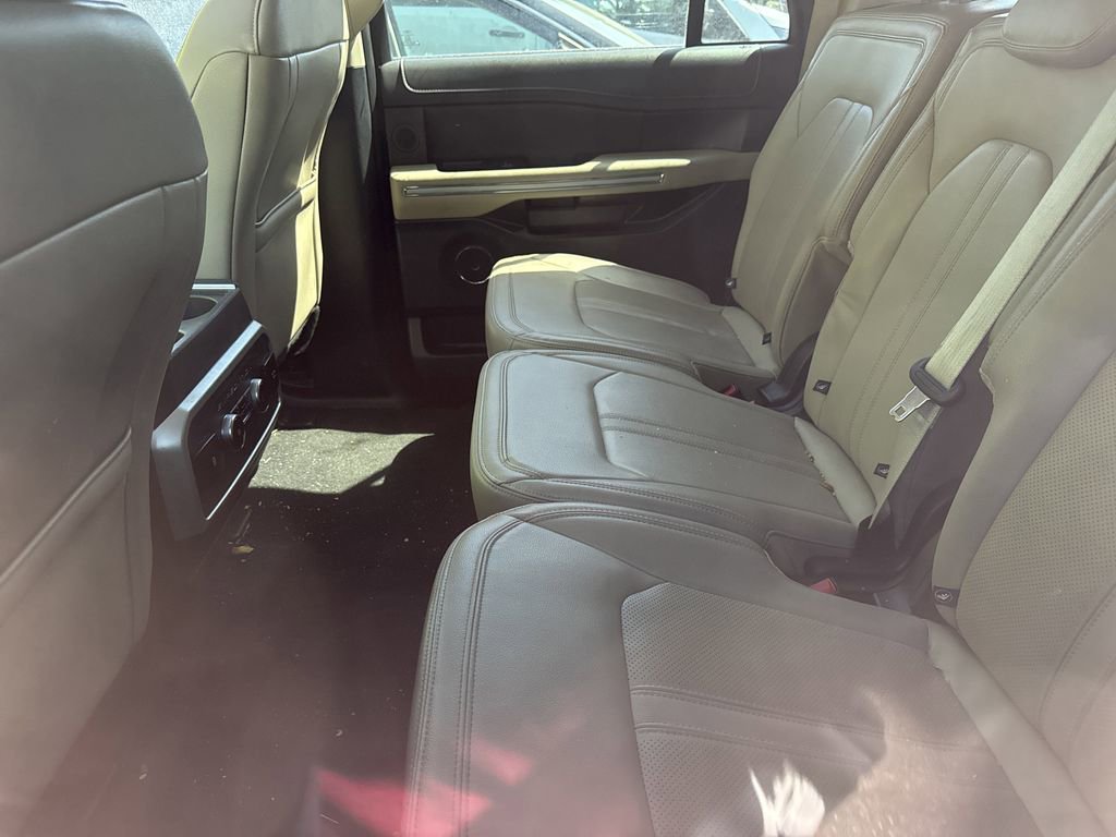 Used 2024 Ford Expedition Max Limited AWD/4WD image 25