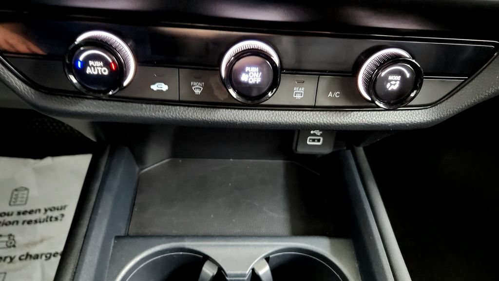 Used 2023 Honda HR-V LX image 33