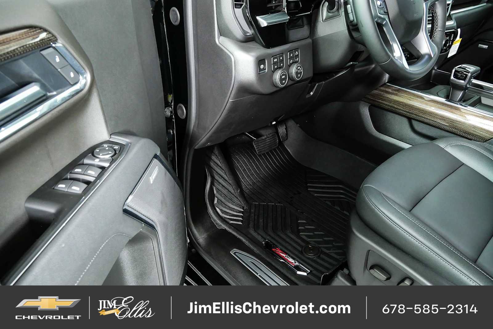 New 2026 Chevrolet Silverado 1500 RST w/ RST All Star Premium Package AWD/4WD image 8