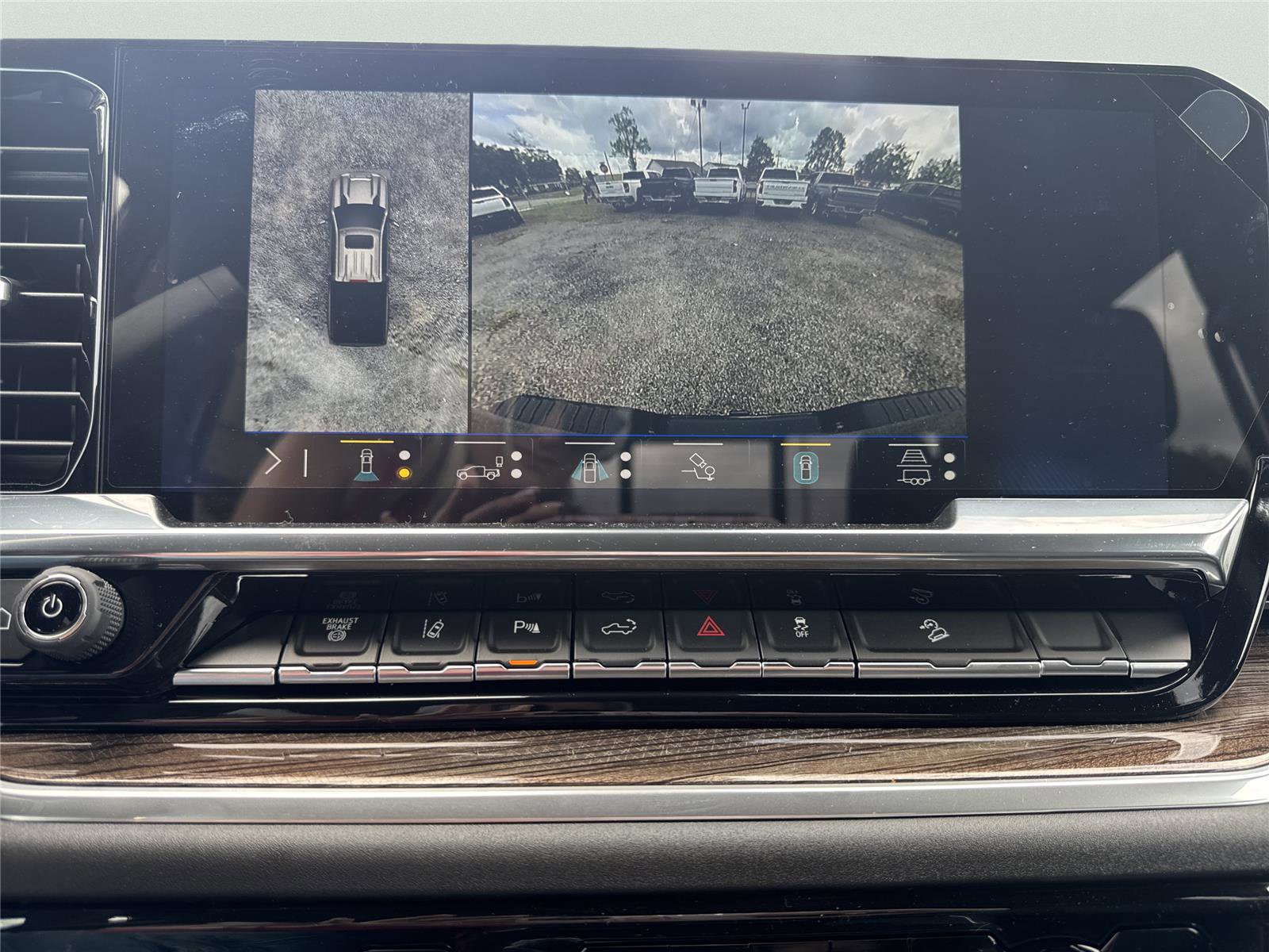 New 2026 Chevrolet Silverado 2500 LT w/ Trail Boss Package image 10