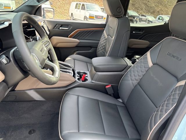 New 2026 GMC Canyon Denali image 6