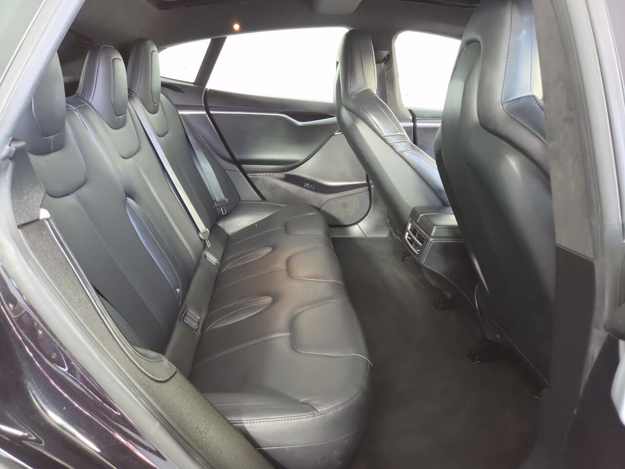 Used 2016 Tesla Model S 70D AWD/4WD image 23