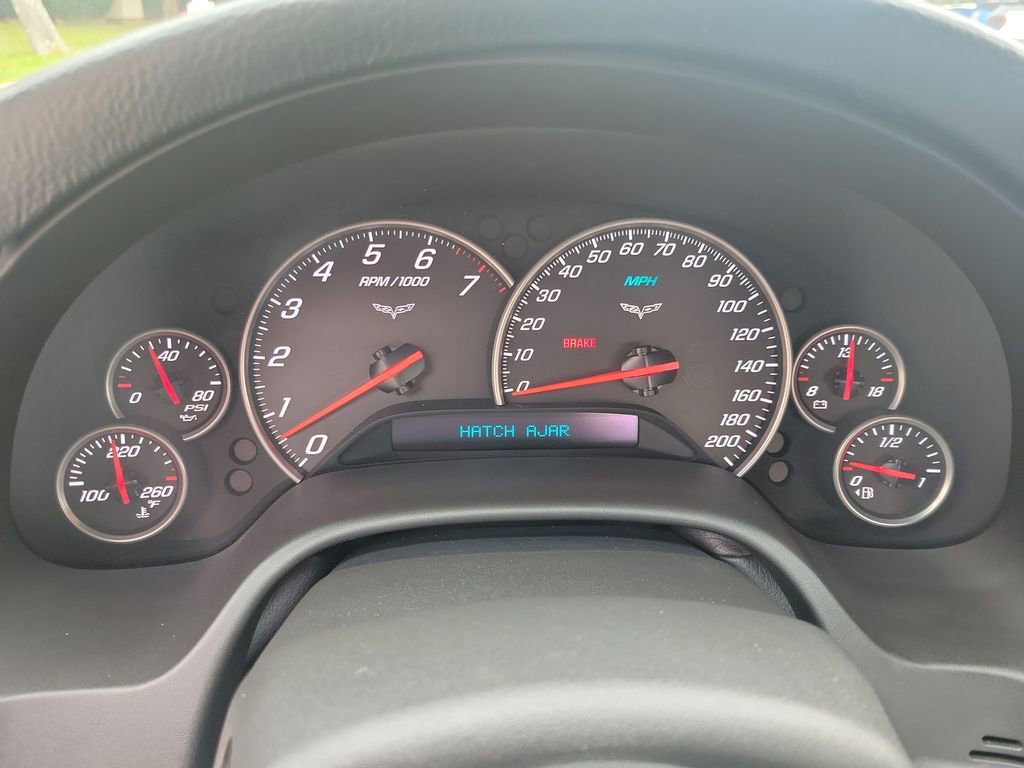 Used 2005 Chevrolet Corvette Coupe w/ Preferred Equipment Group image 30