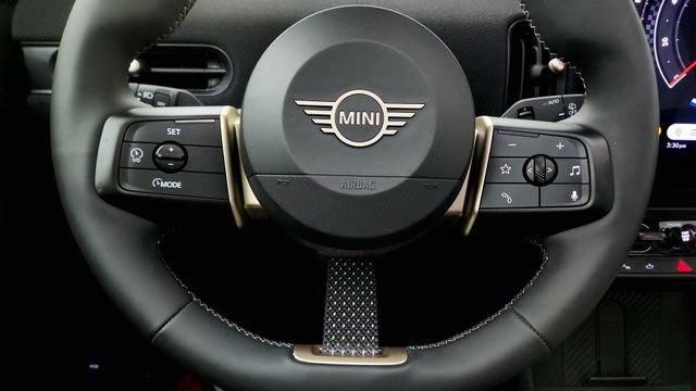 Used 2025 MINI Cooper S FWD image 57