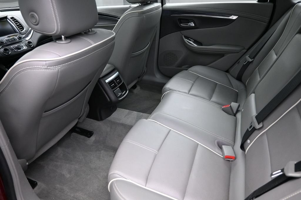 Used 2017 Chevrolet Impala Premier w/ Enhanced Convenience Package FWD image 25