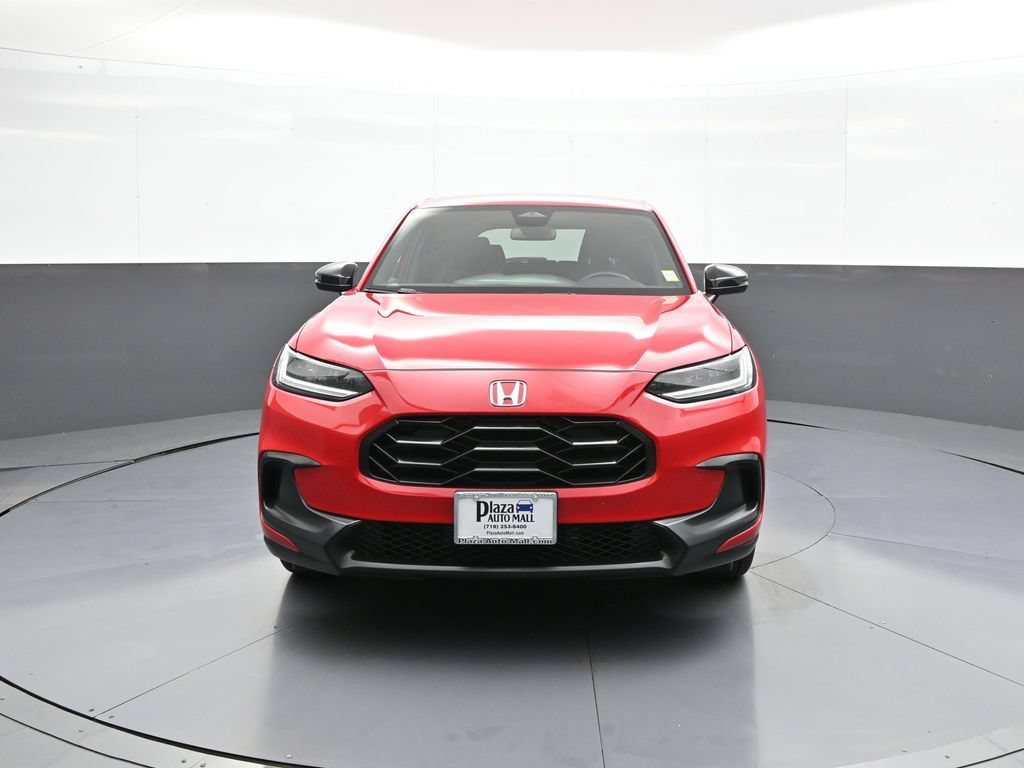 Certified 2025 Honda HR-V Sport image 2