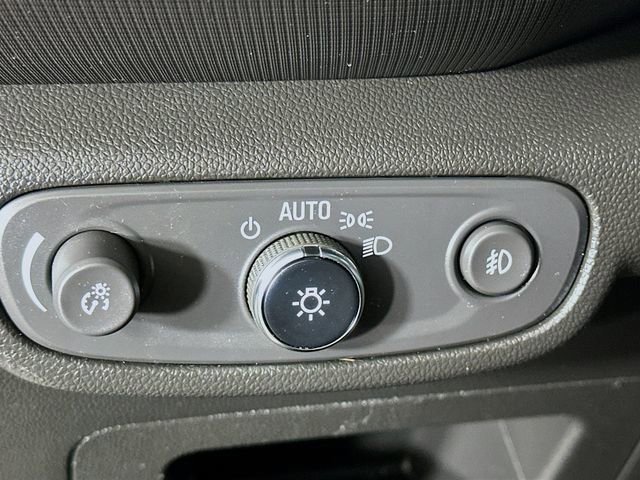 Used 2023 Chevrolet TrailBlazer RS w/ Convenience Package image 21