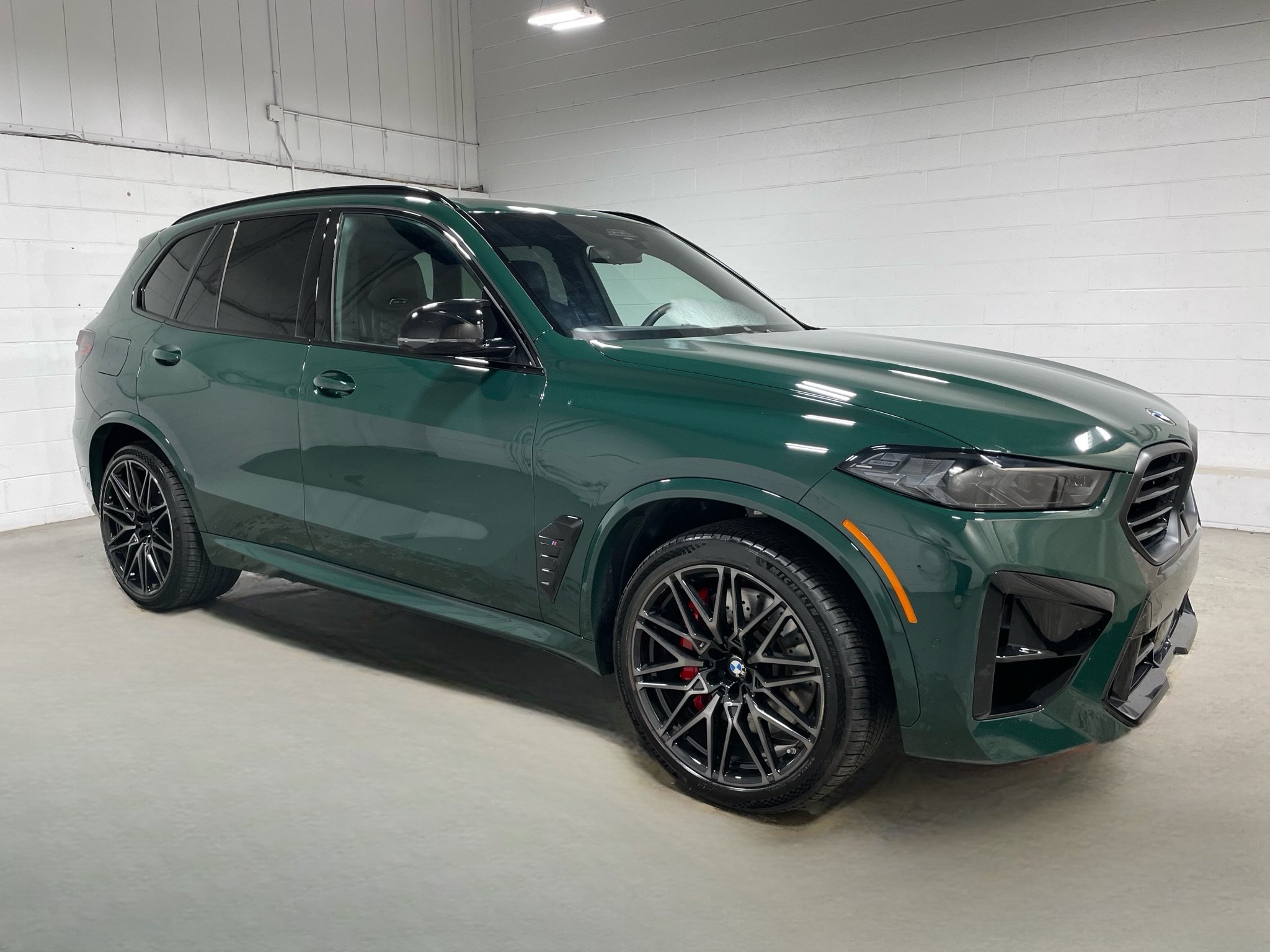 Used 2026 BMW X5 M Competition w/ Executive Package AWD/4WD image 3