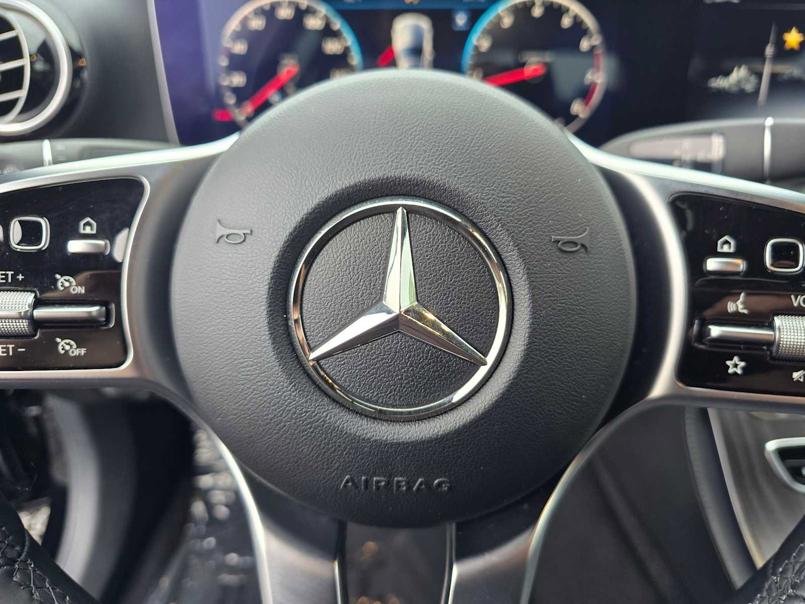 Used 2020 Mercedes-Benz E 350 Sedan image 24