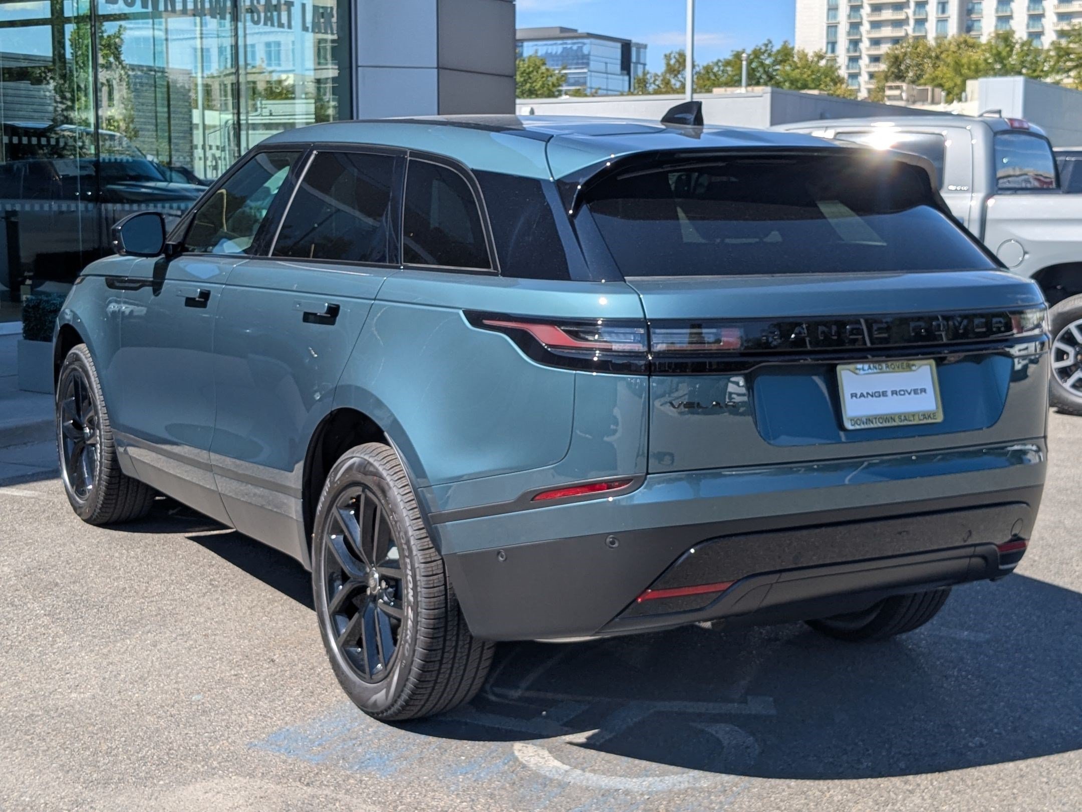 New 2026 Land Rover Range Rover Velar S AWD/4WD image 7