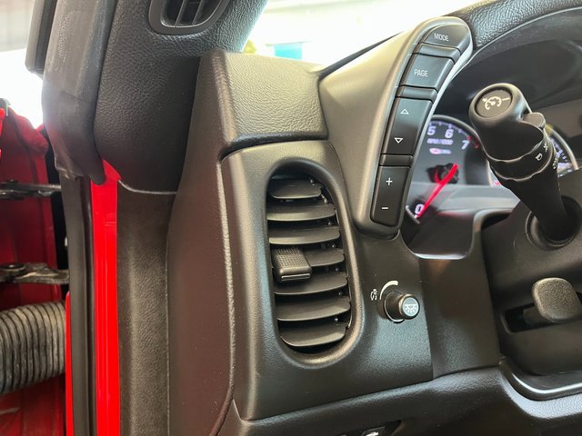 Used 2007 Chevrolet Corvette Z06 w/ Preferred Equipment Group image 26