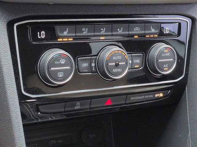 Used 2022 Volkswagen Atlas Cross Sport SE w/ Black Wheel Package FWD image 22