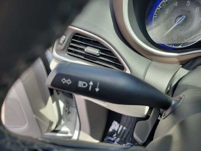 Used 2024 Chrysler Voyager LX FWD image 29