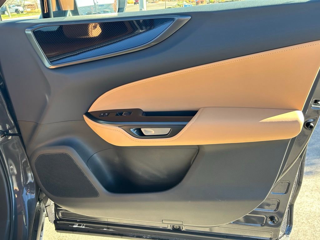 Used 2026 Lexus NX 350 AWD image 29