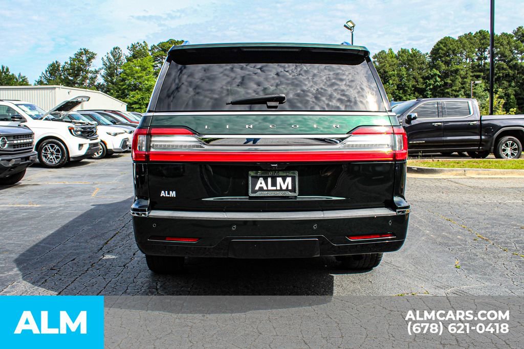 Used 2021 Lincoln Navigator L Reserve w/ Luxury Package AWD/4WD image 11