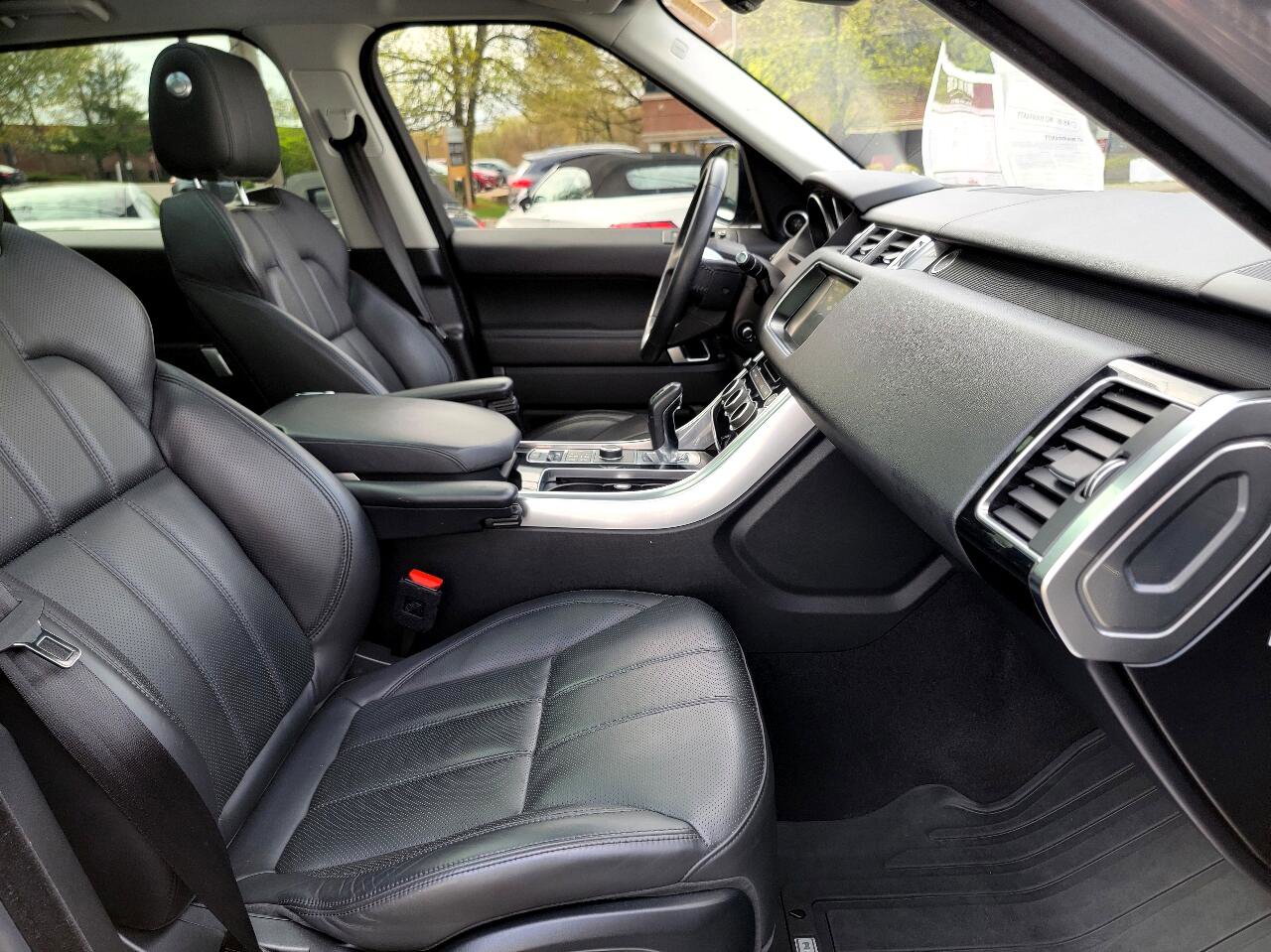 Used 2017 Land Rover Range Rover Sport HSE image 22