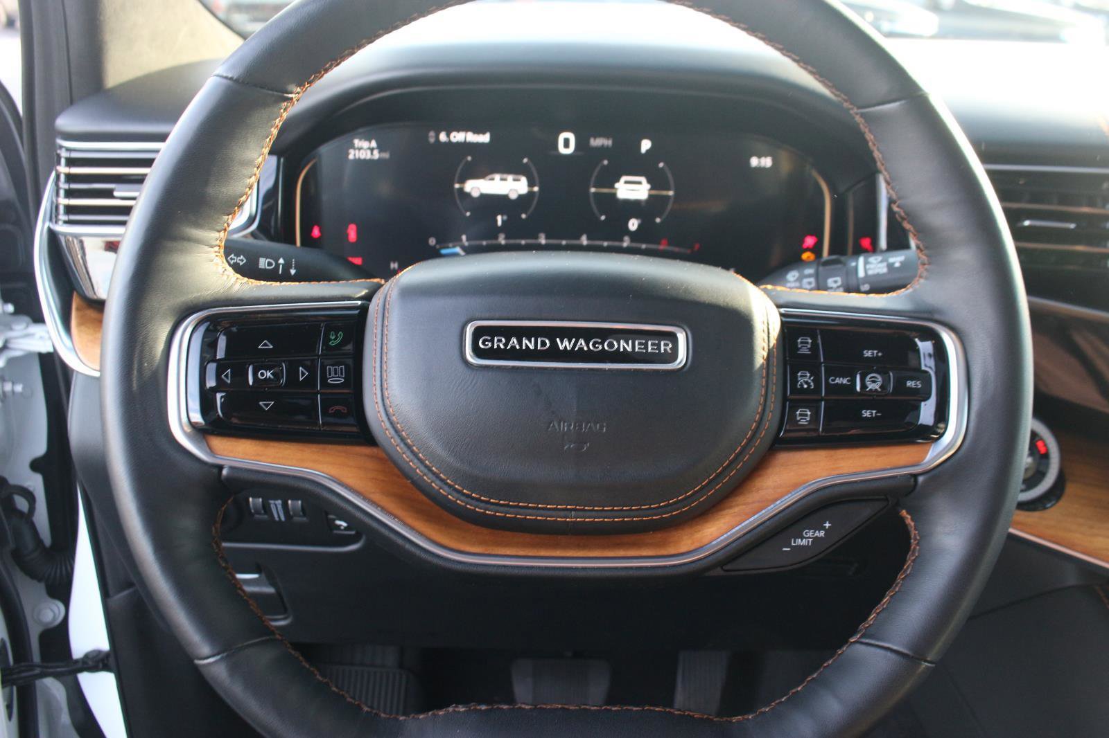 Used 2024 Jeep Grand Wagoneer L Series III image 18