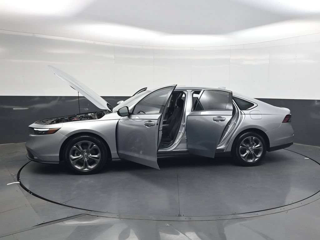 Used 2024 Honda Accord EX image 39