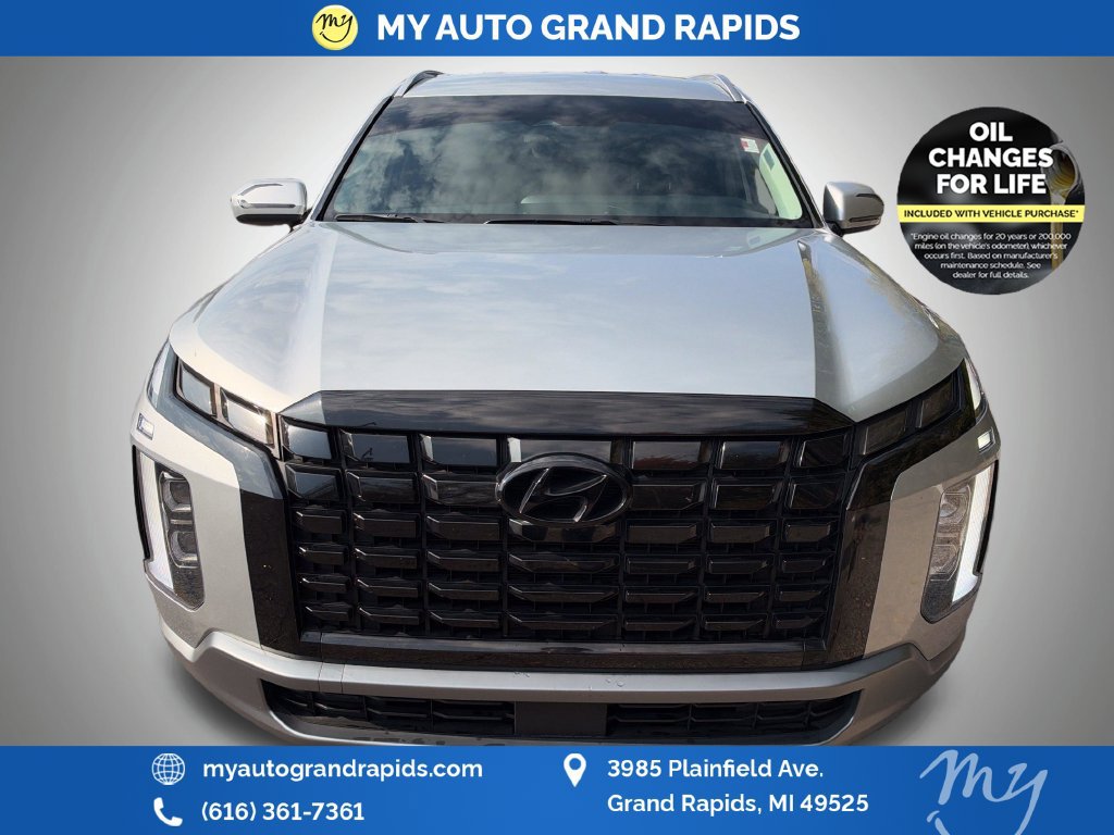 Used 2023 Hyundai Palisade SEL AWD/4WD image 2