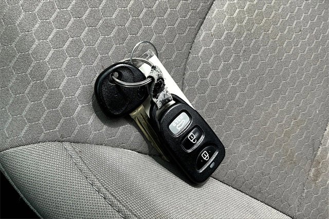 Used 2019 Hyundai Elantra SEL image 10