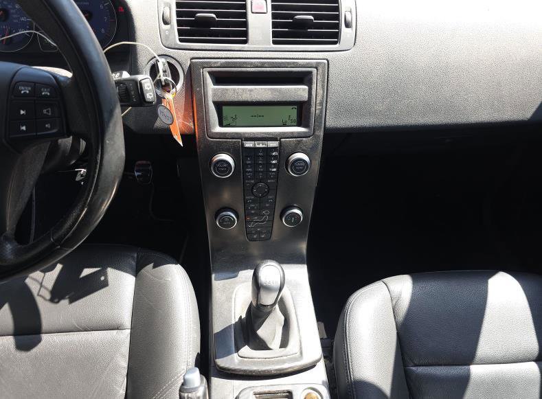 Used 2010 Volvo C30 T5 R-Design FWD image 10