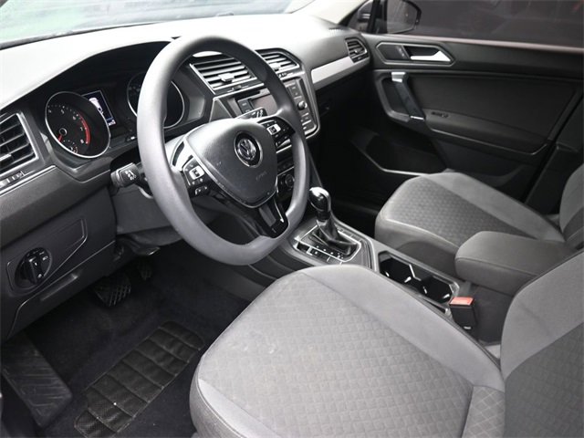Used 2020 Volkswagen Tiguan S image 18