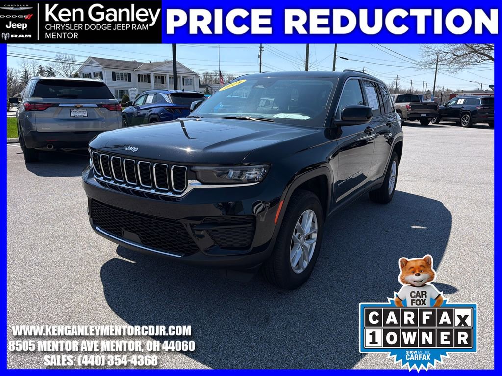 Used 2023 Jeep Grand Cherokee Laredo w/ Luxury Tech Group I image 3