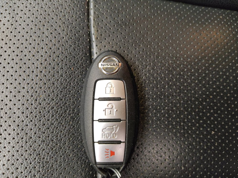 Used 2015 Nissan Rogue SL w/ SL Premium Package FWD image 32
