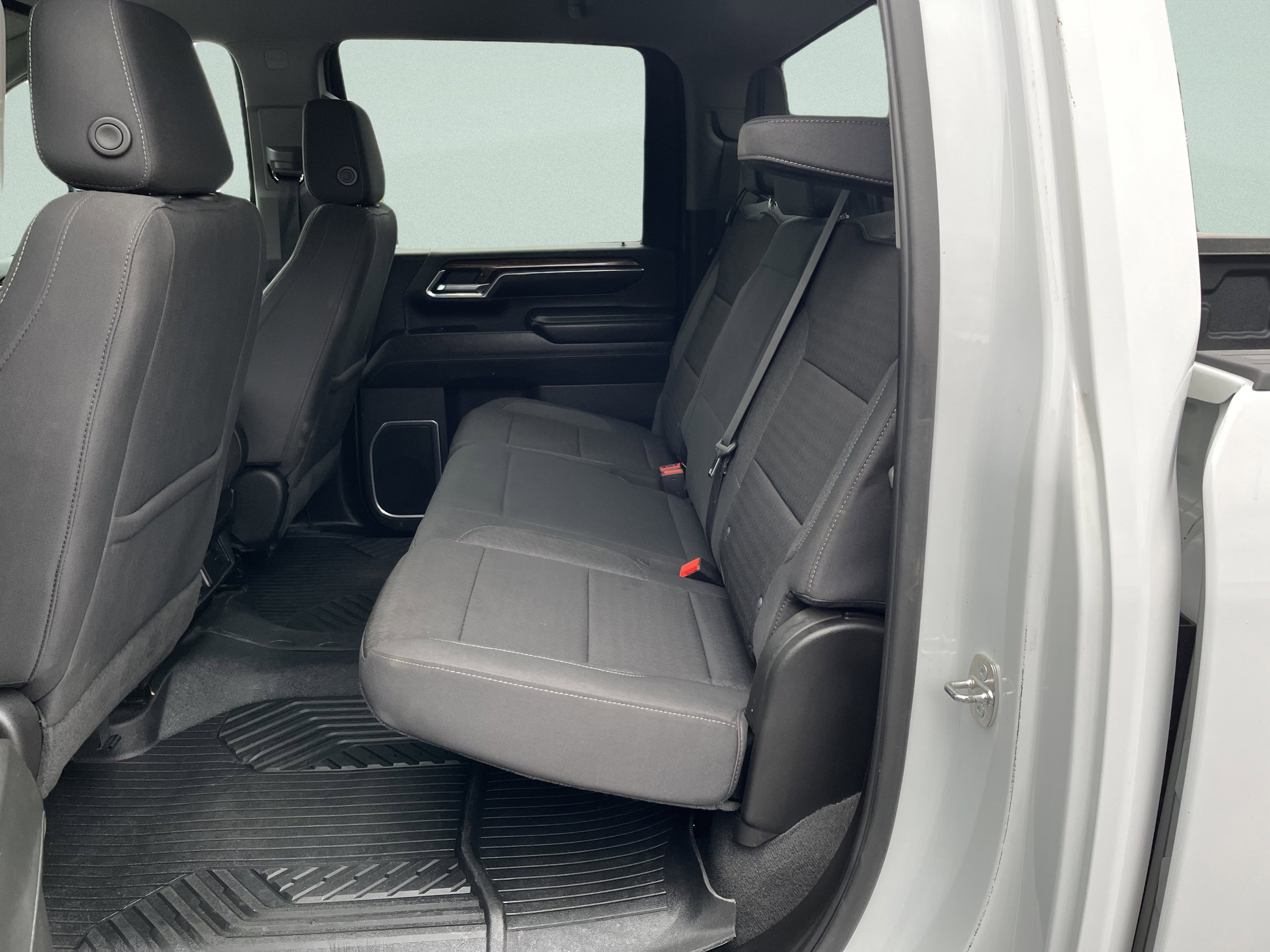 Used 2024 Chevrolet Silverado 2500 LT image 13