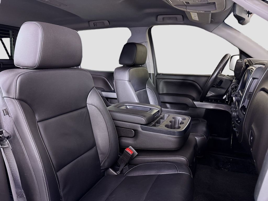 Used 2018 Chevrolet Silverado 1500 LTZ Z71 w/ Redline Edition AWD/4WD image 28