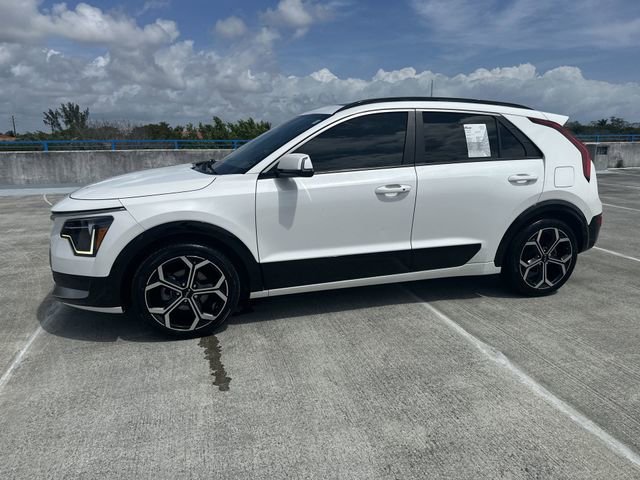 Used 2023 Kia Niro EX Touring image 40