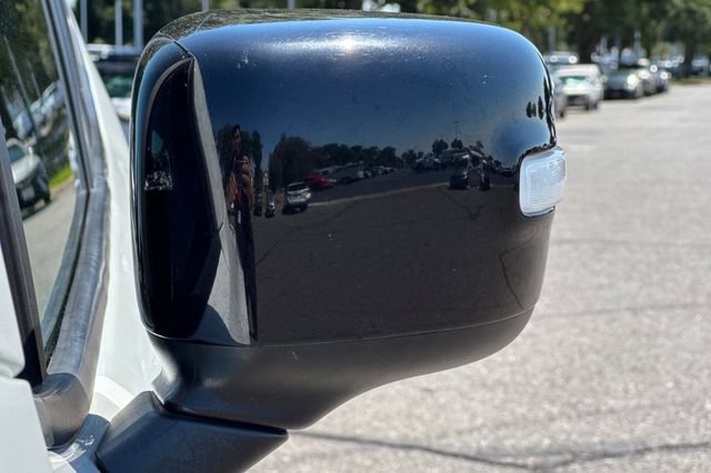 Used 2023 Jeep Renegade Latitude AWD/4WD image 53