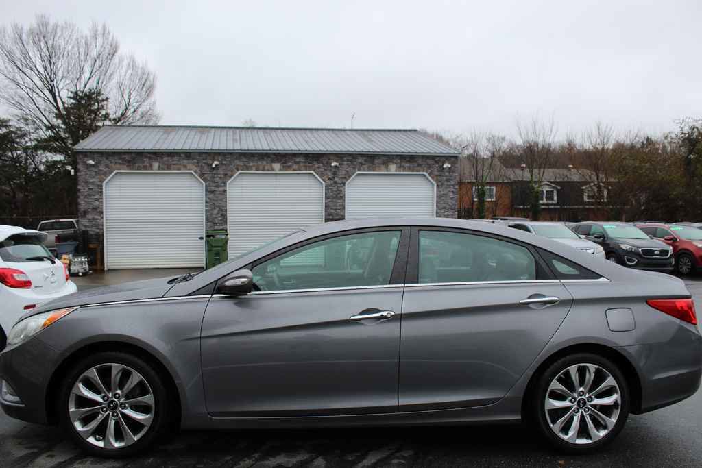 Used 2011 Hyundai Sonata Limited image 12