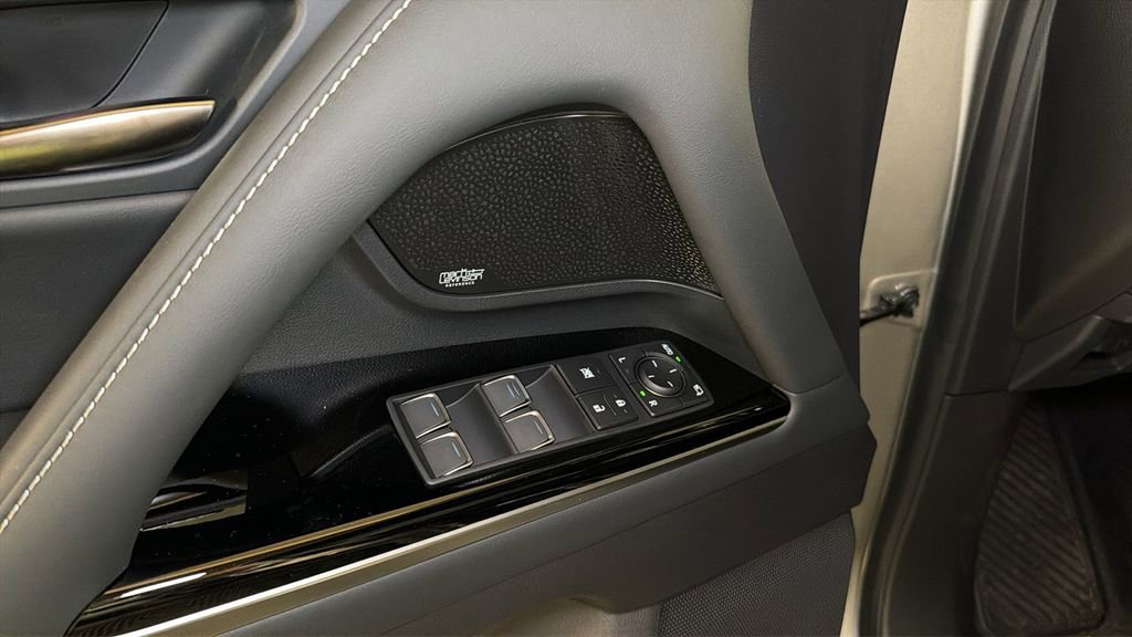 New 2026 Lexus LX 600 4WD w/ Luxury Package image 24