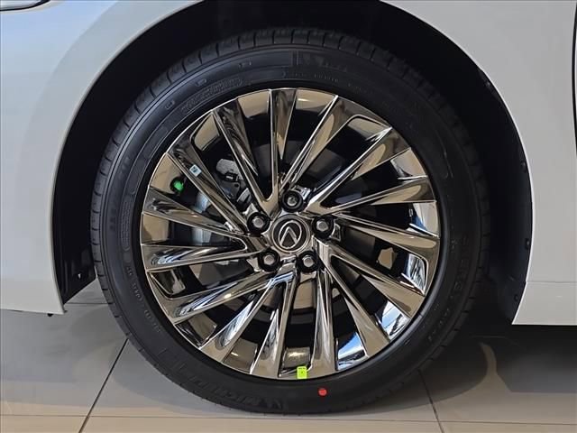 New 2025 Lexus ES 350 w/ Luxury Package image 9