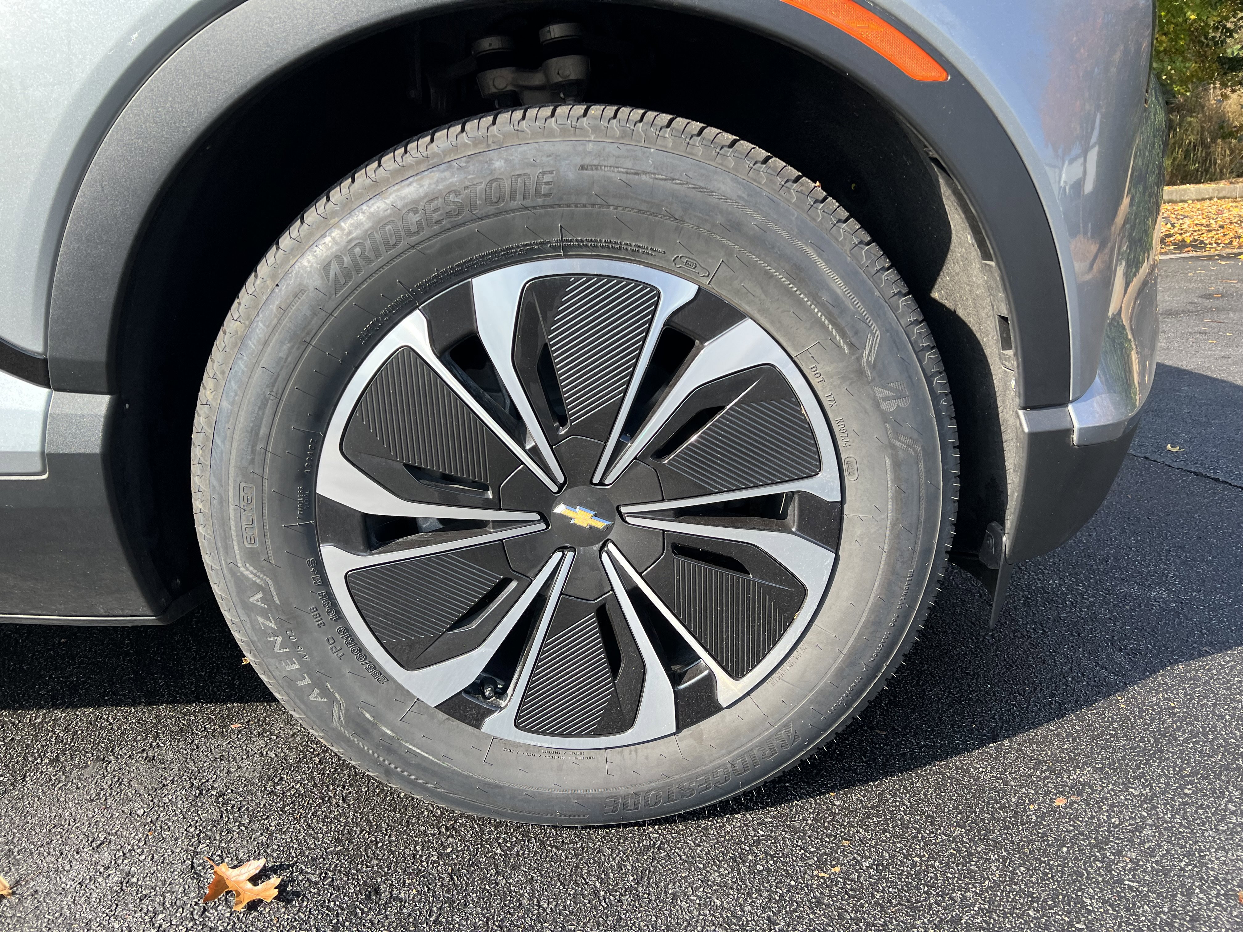 New 2025 Chevrolet Blazer EV LT image 13