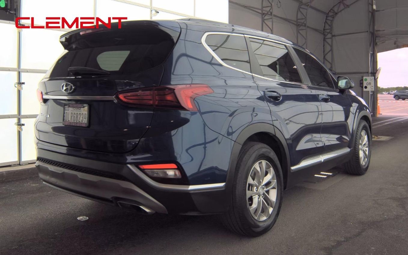Used 2019 Hyundai Santa Fe SE FWD image 3