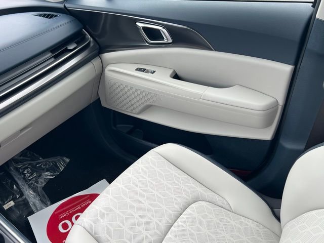 New 2026 Kia Carnival SX w/ SX Dark Edition Package image 15