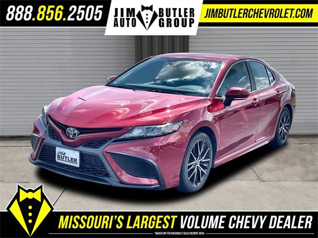 Used 2021 Toyota Camry SE