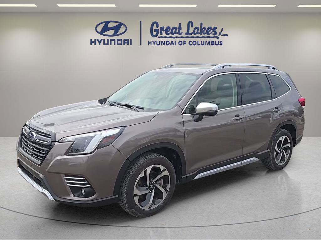 Used 2023 Subaru Forester Touring image 1