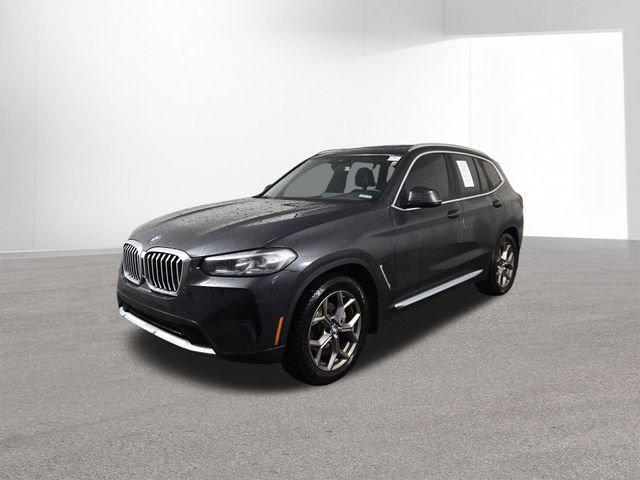 Used 2022 BMW X3 xDrive30i w/ Premium Package image 2