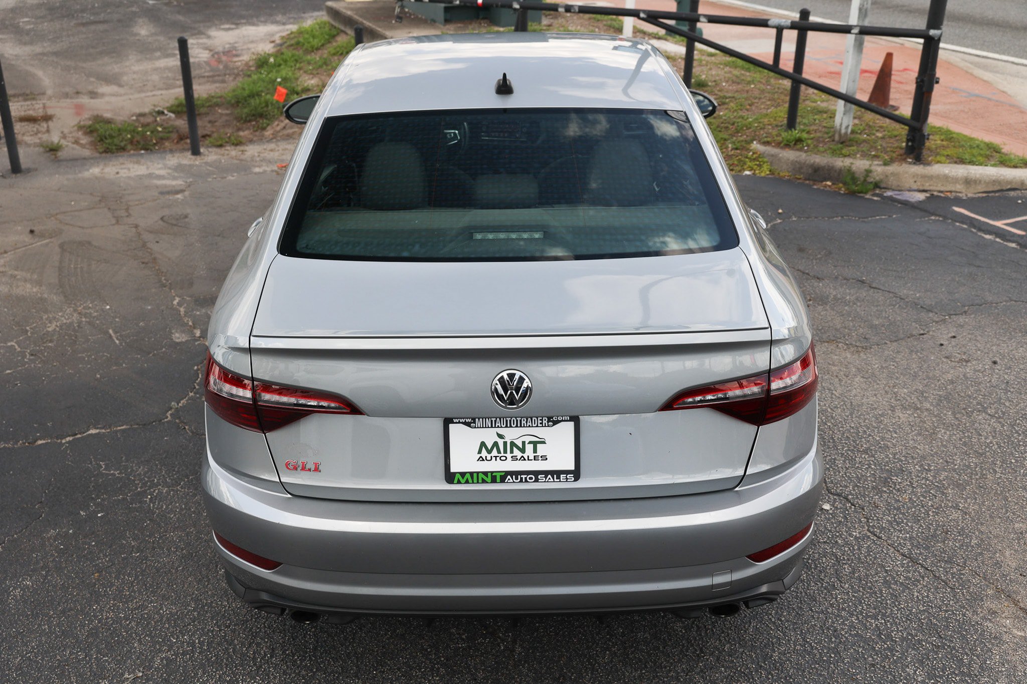 Used 2020 Volkswagen Jetta GLI FWD image 10
