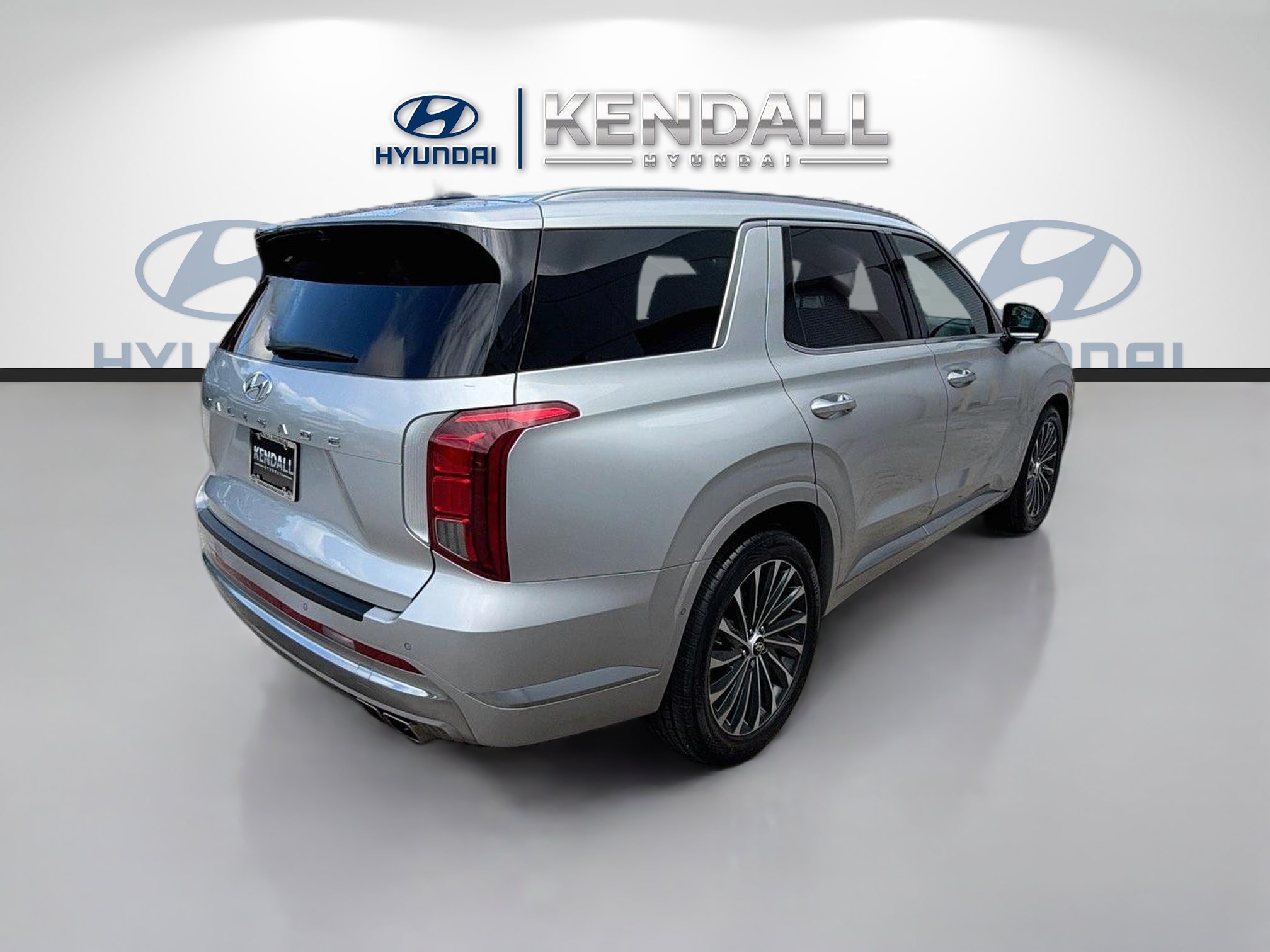 Certified 2023 Hyundai Palisade Calligraphy FWD image 6