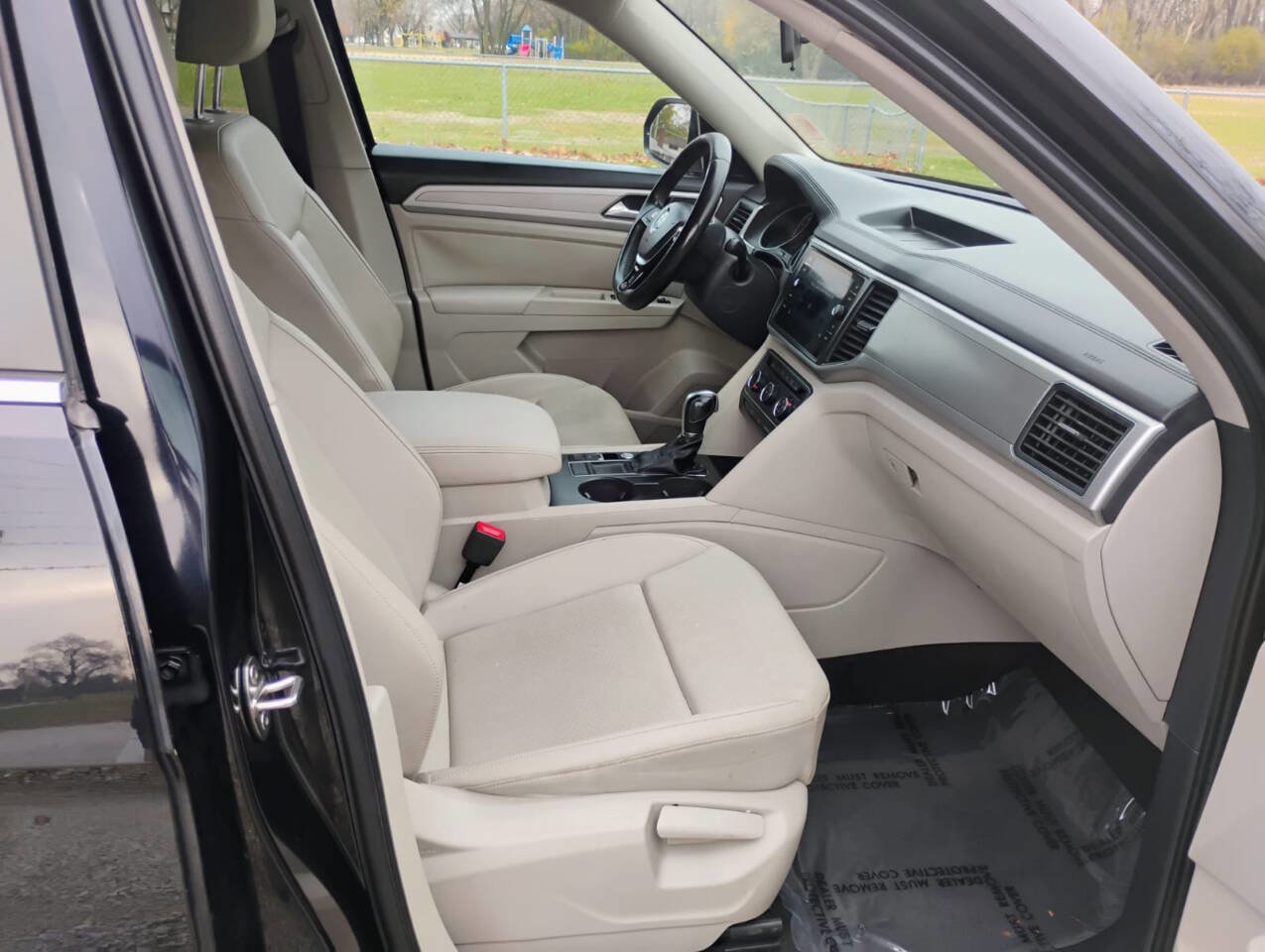 Used 2018 Volkswagen Atlas SE FWD image 21