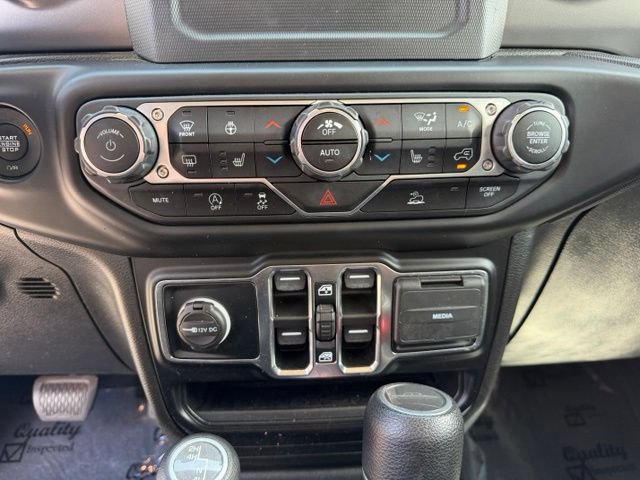 Used 2021 Jeep Gladiator Sport AWD/4WD image 17