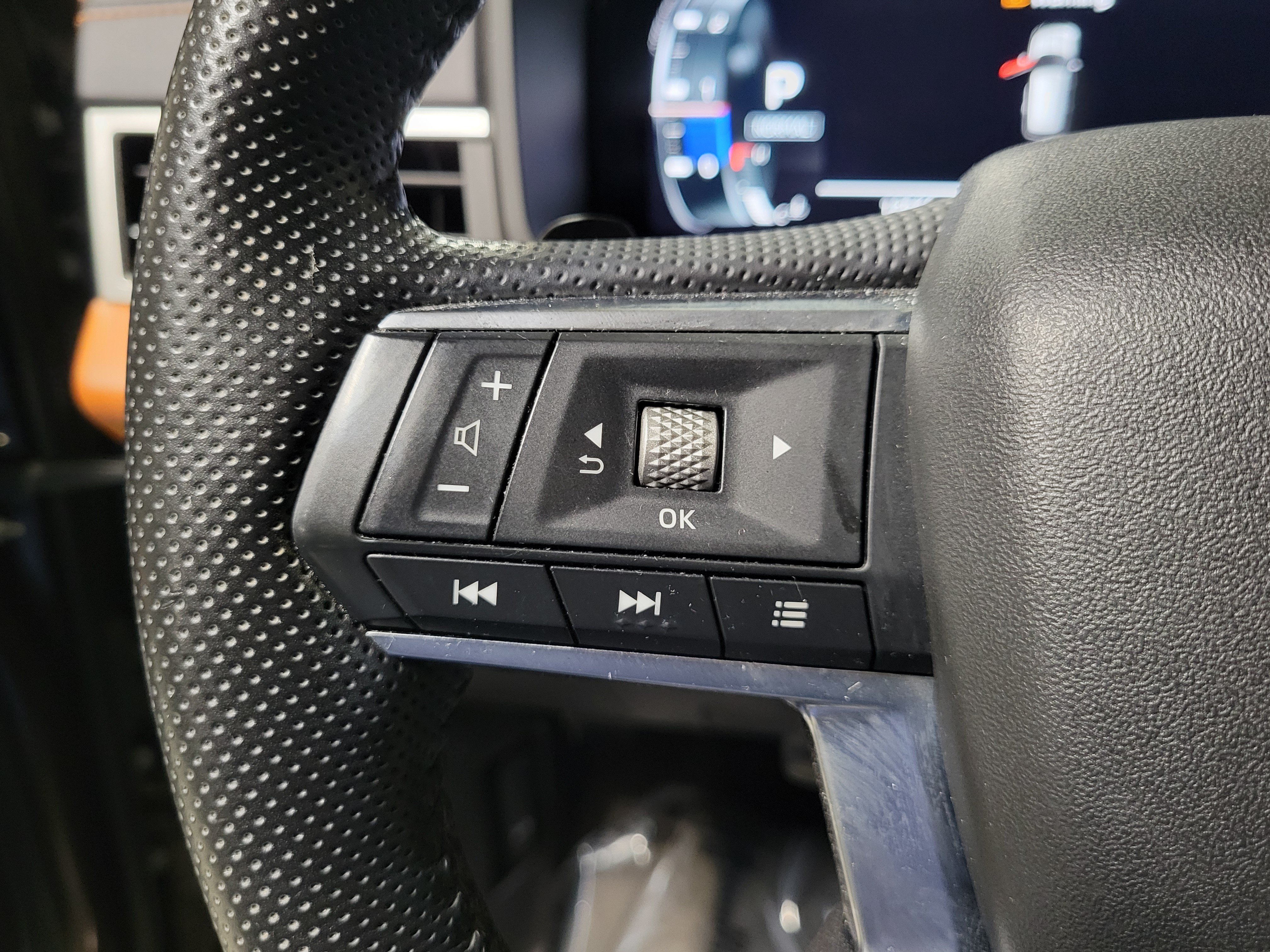 Used 2022 Mitsubishi Outlander SEL AWD/4WD image 26