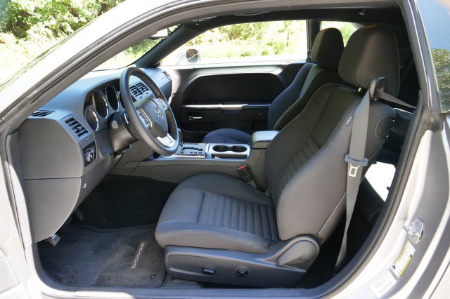 Used 2014 Dodge Challenger R/T w/ Blacktop Package image 21