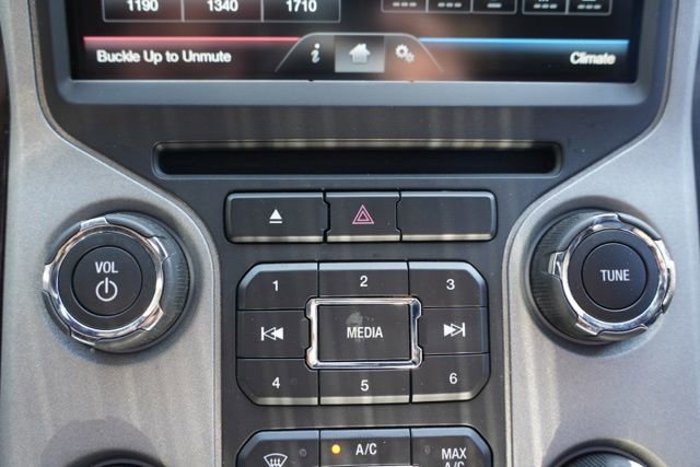 Used 2015 Ford F250 Platinum w/ FX4 Off-Road Package AWD/4WD image 28