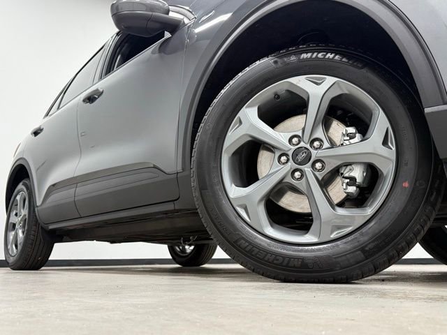 New 2026 Ford Escape ST-Line Select w/ Tech Pack #2 AWD/4WD image 3